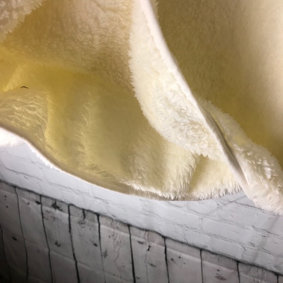 H&M Faux Shearling Sweater - Picture 7 of 11